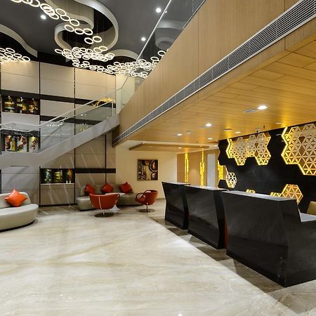 Hotel Atishay Bhopal Eksteriør bilde