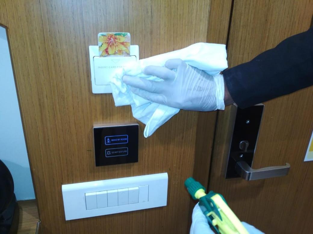 Hotel Atishay Bhopal Eksteriør bilde