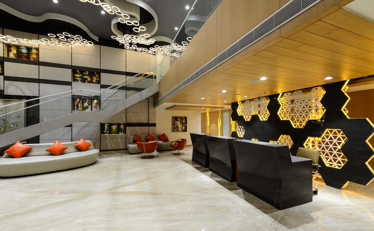 Hotel Atishay Bhopal Eksteriør bilde